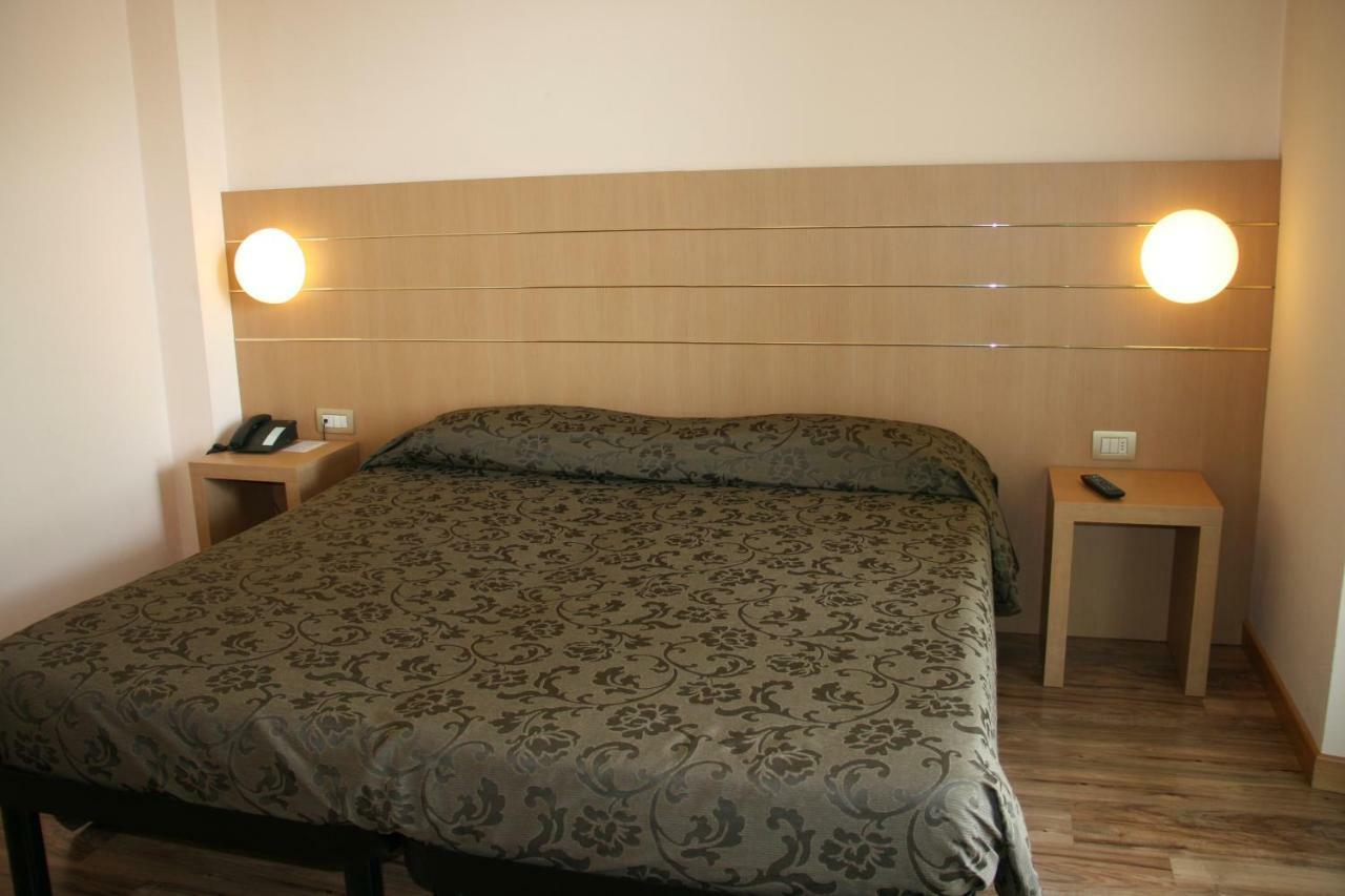 Albergo Nardini Lentate sul Seveso 외부 사진